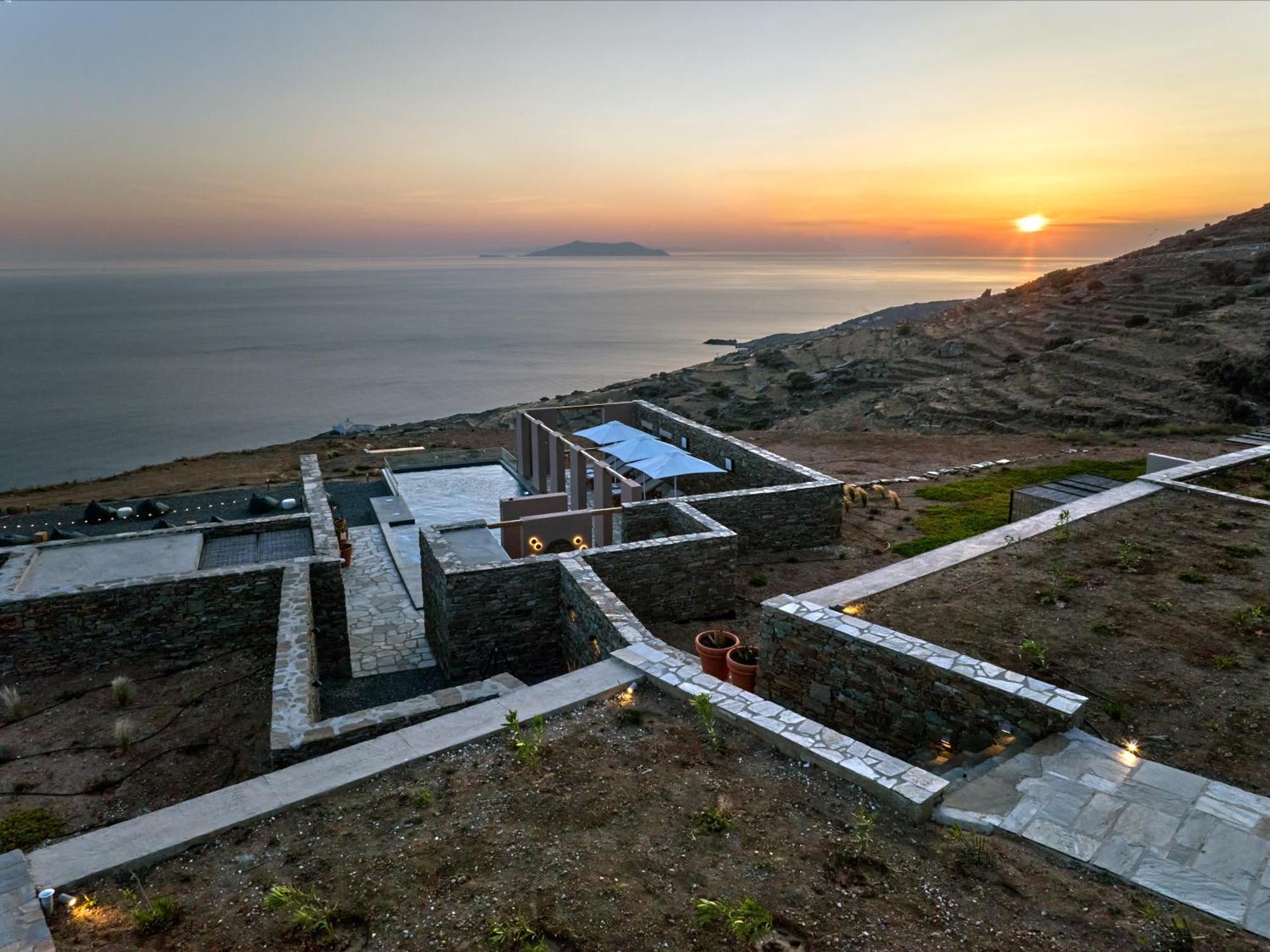 Under The Sun Cycladic Village Hotel
