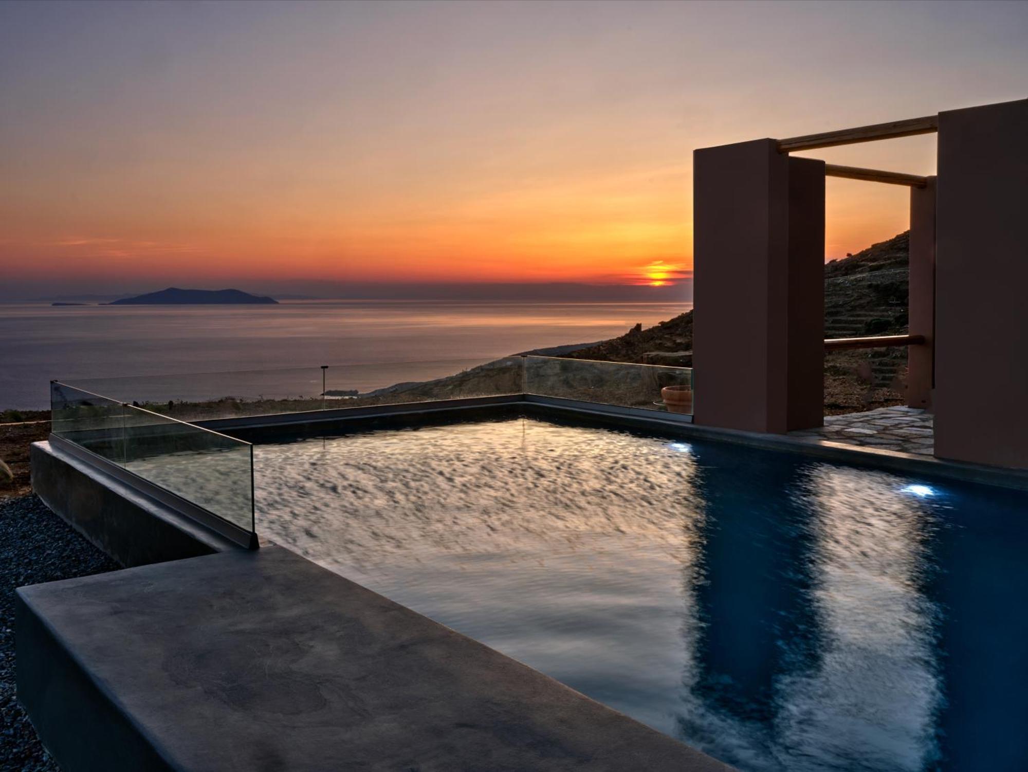 Hotel Under The Sun Cycladic Village *